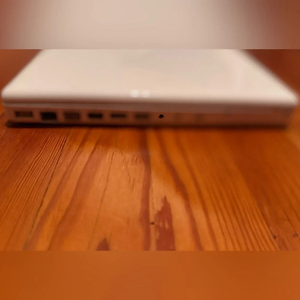 Apple MacBook 2006 Classic White (Parts)